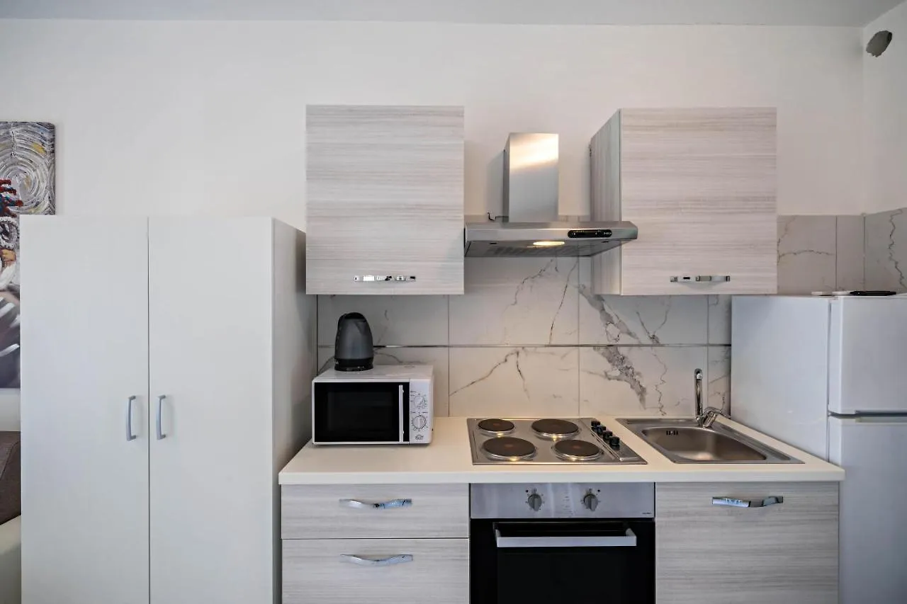Planet Suite 203 Bibione Apartment